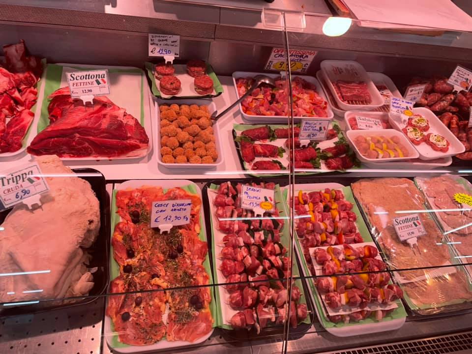 Azzola CARNI di Ennio