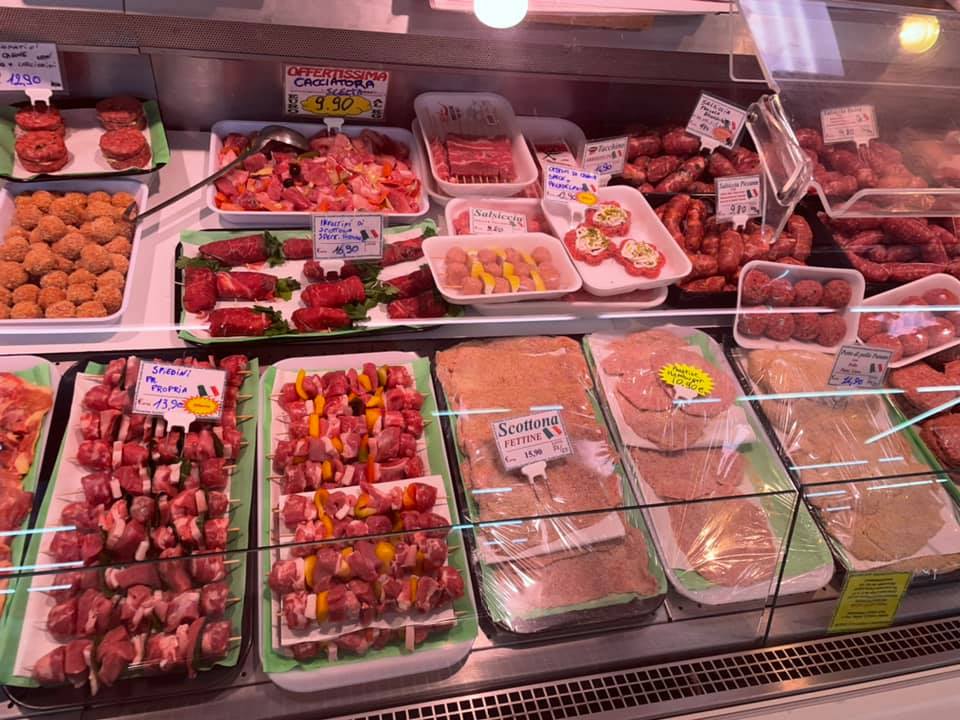 Azzola CARNI di Ennio